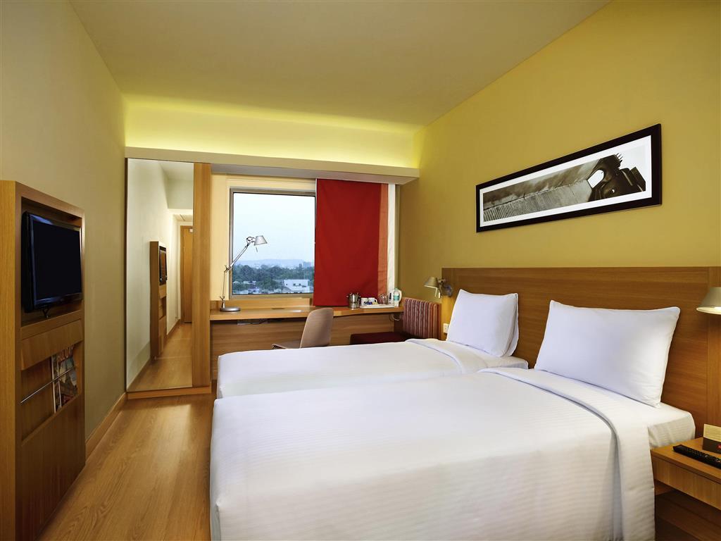 Hotel Ibis Chennai Sipcot - An Accor Brand Extérieur photo