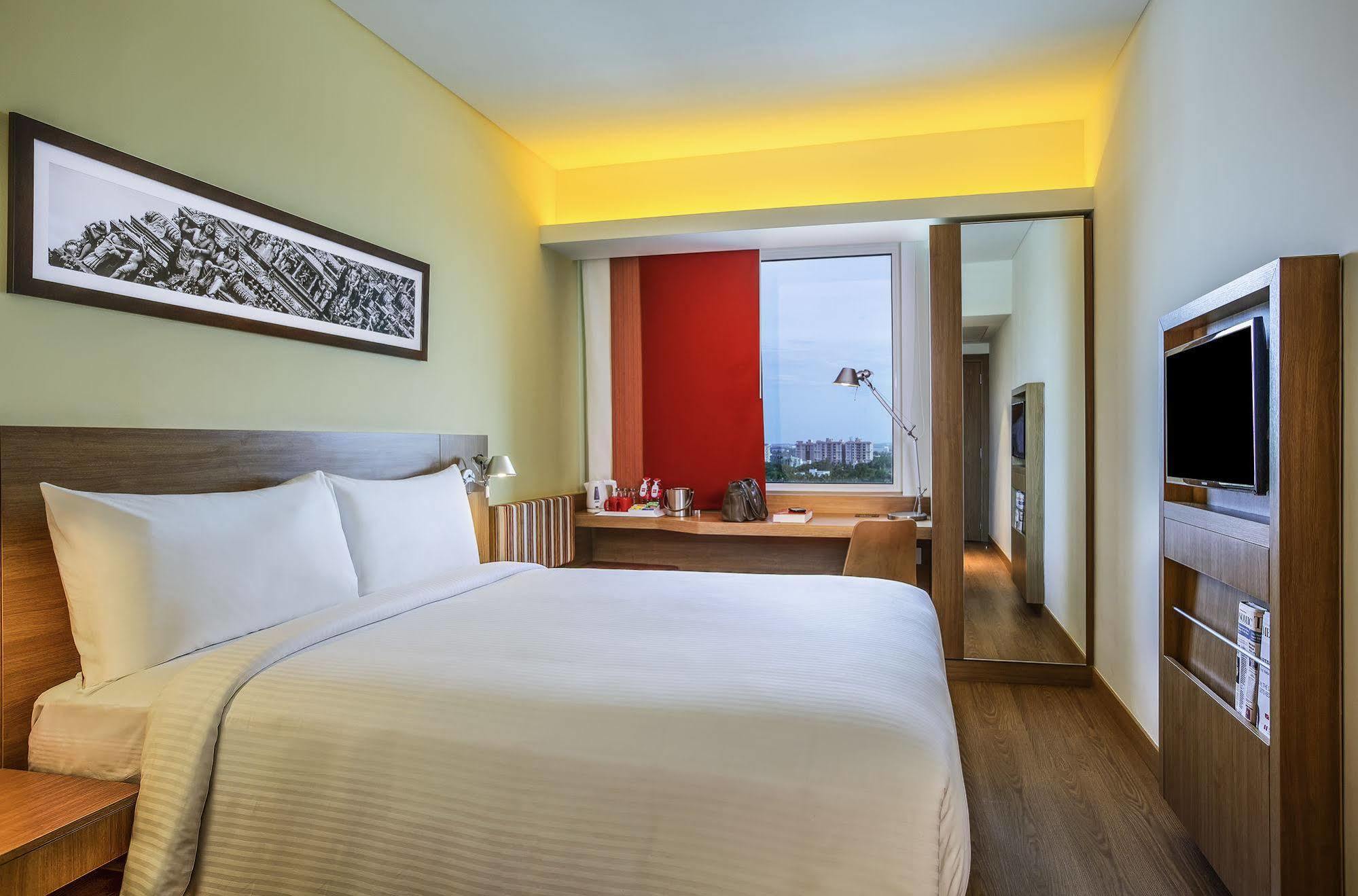 Hotel Ibis Chennai Sipcot - An Accor Brand Extérieur photo