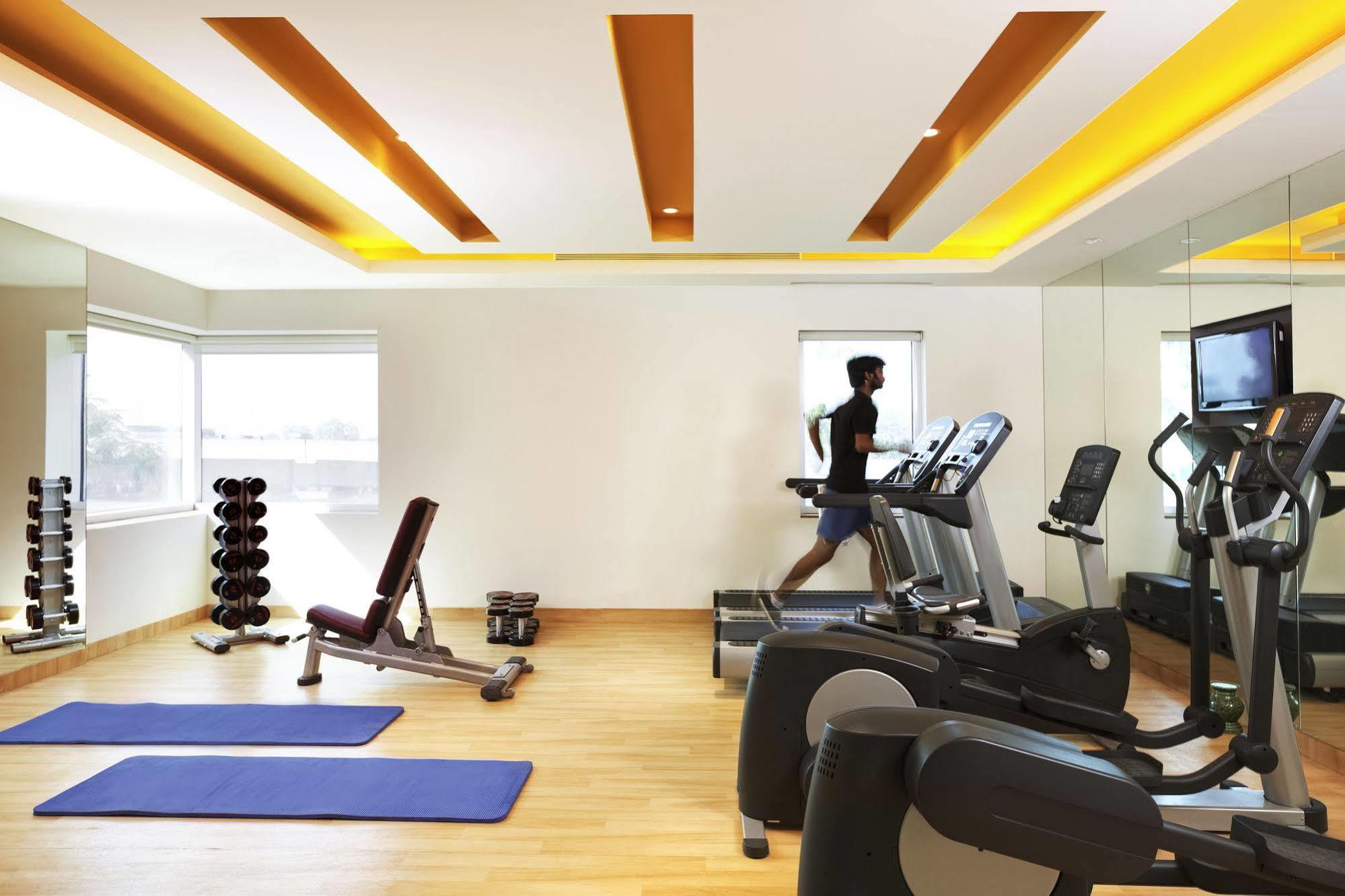 Hotel Ibis Chennai Sipcot - An Accor Brand Extérieur photo