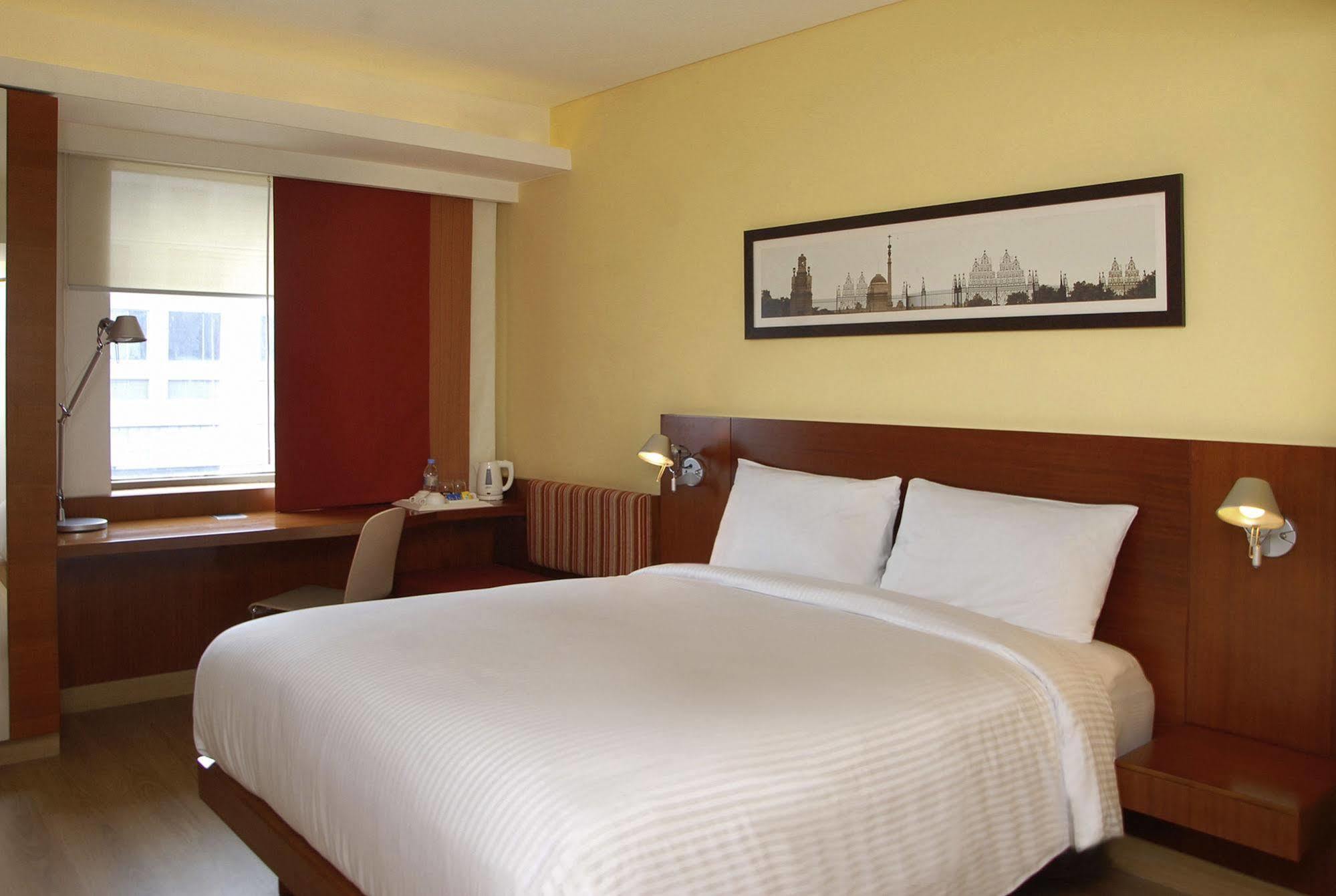 Hotel Ibis Chennai Sipcot - An Accor Brand Extérieur photo